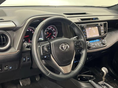 2017 Toyota RAV4 SE
