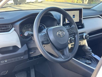 2025 Toyota RAV4 Hybrid XLE