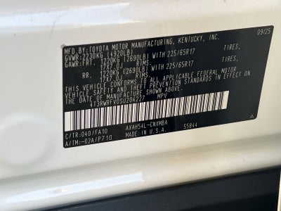 2025 Toyota RAV4 Hybrid XLE