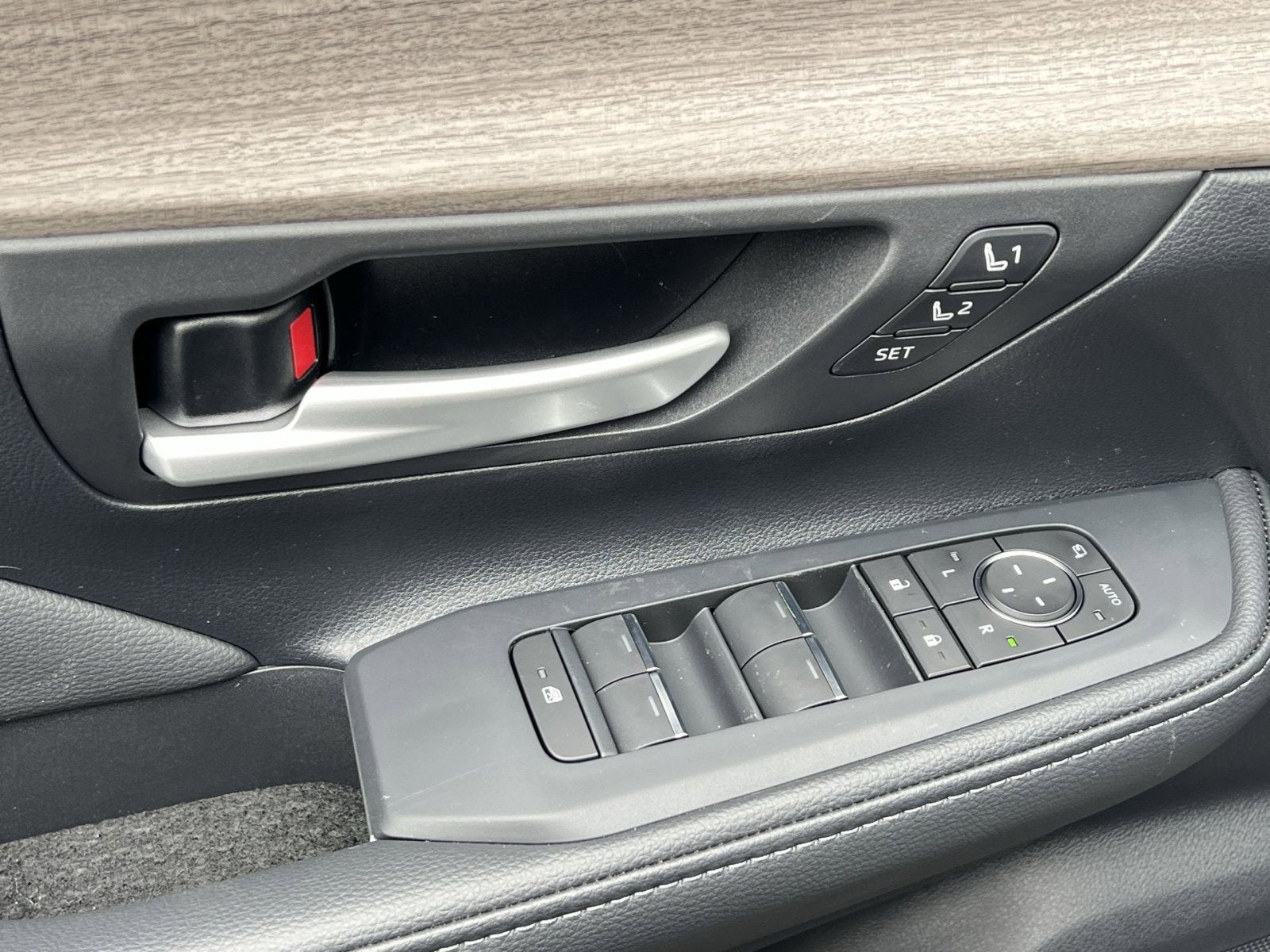 2026 Toyota Grand Highlander Hybrid LE