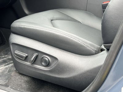 2026 Toyota Grand Highlander Hybrid LE