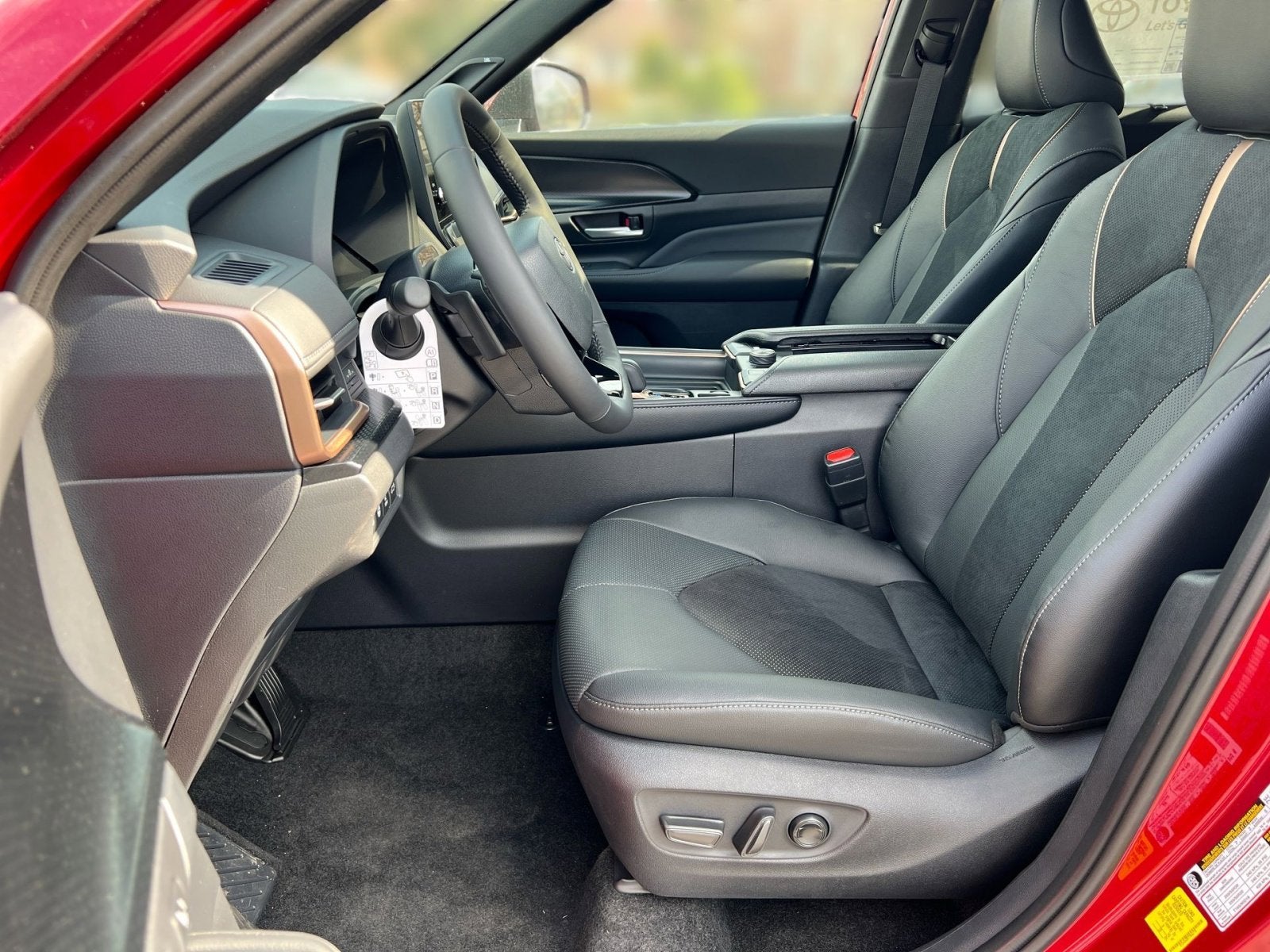 2026 Toyota Grand Highlander Hybrid MAX Platinum