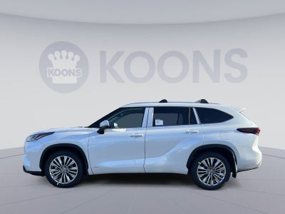 2026 Toyota Highlander Hybrid Platinum