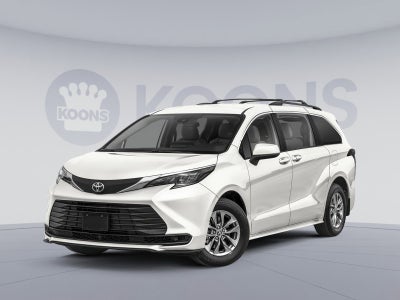 2026 Toyota Sienna LE