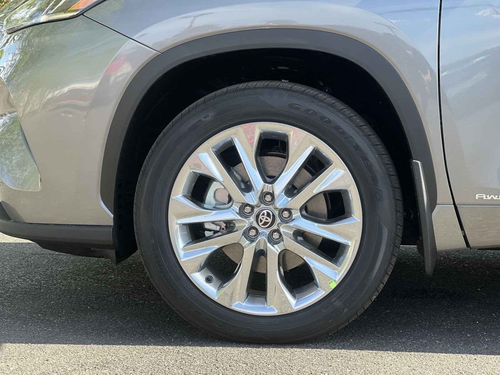 2026 Toyota Highlander Hybrid Limited
