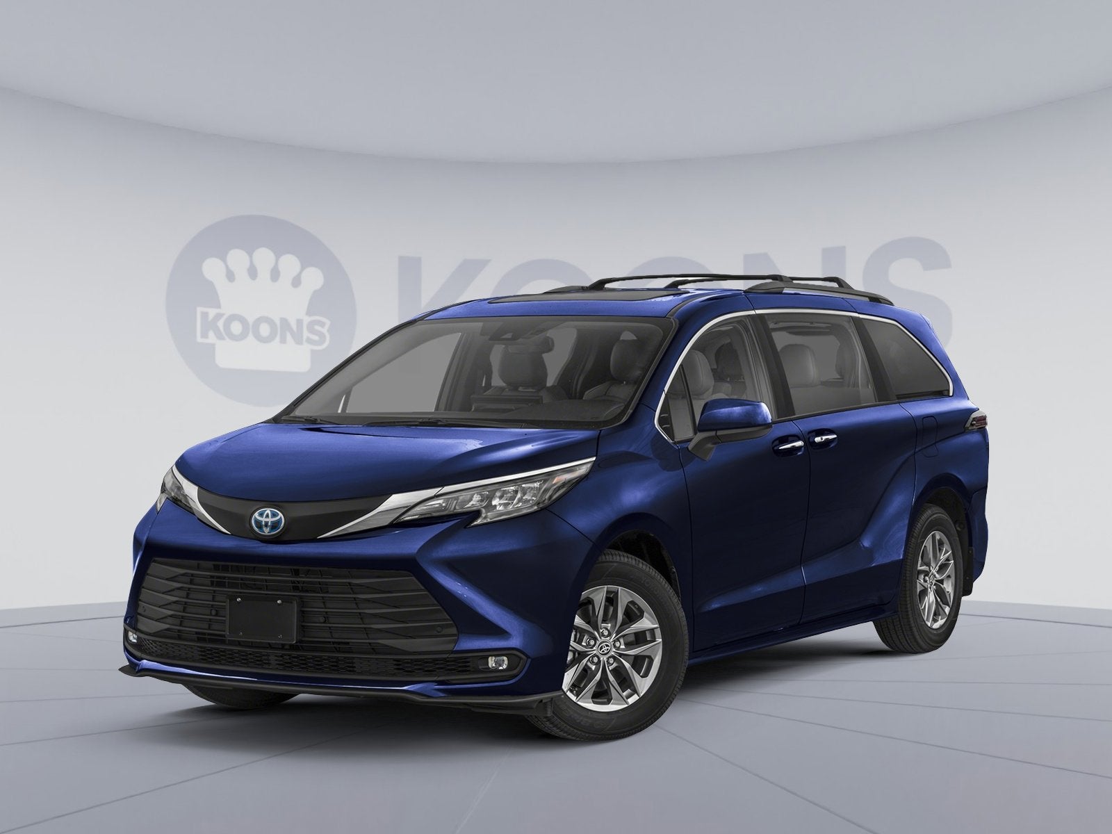 2026 Toyota Sienna XLE 8-Passenger Hybrid FWD's photo