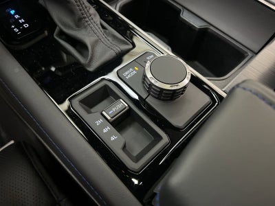 2026 Toyota Tundra Hybrid Platinum