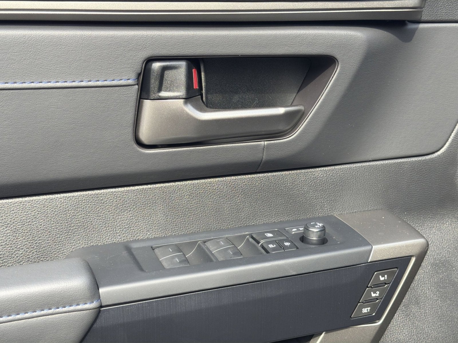 2026 Toyota Tundra Hybrid Platinum