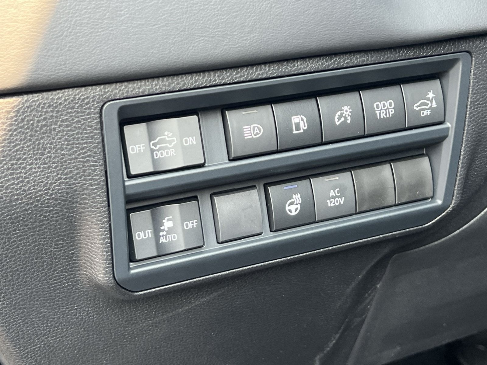 2026 Toyota Tundra Hybrid Platinum