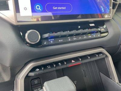 2026 Toyota Tundra Hybrid Platinum