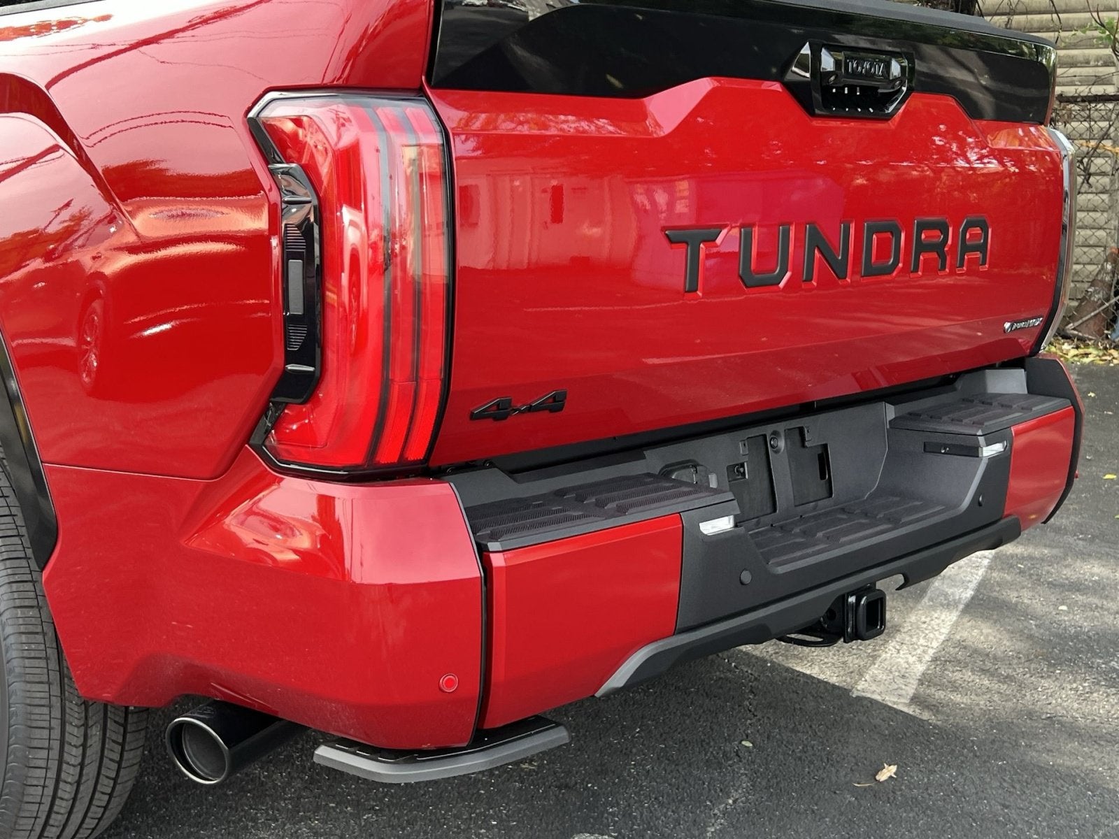 2026 Toyota Tundra Hybrid Platinum