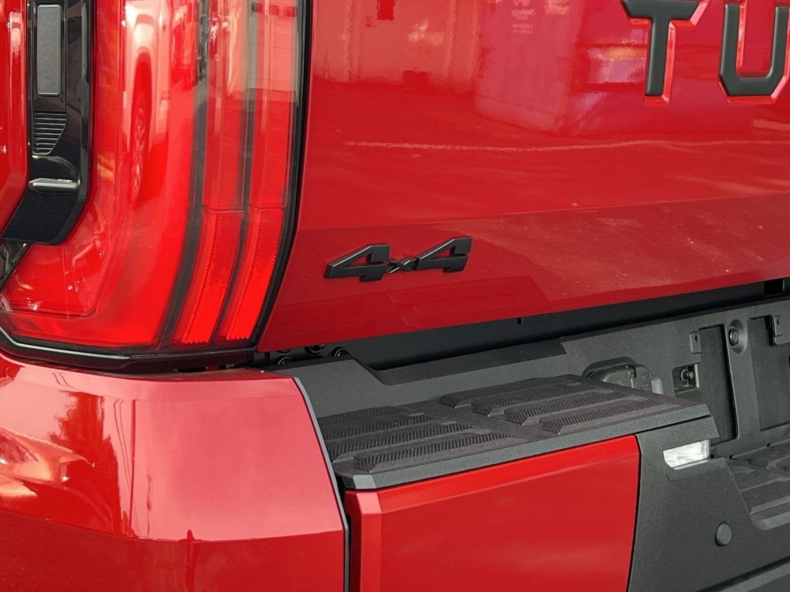 2026 Toyota Tundra Hybrid Platinum