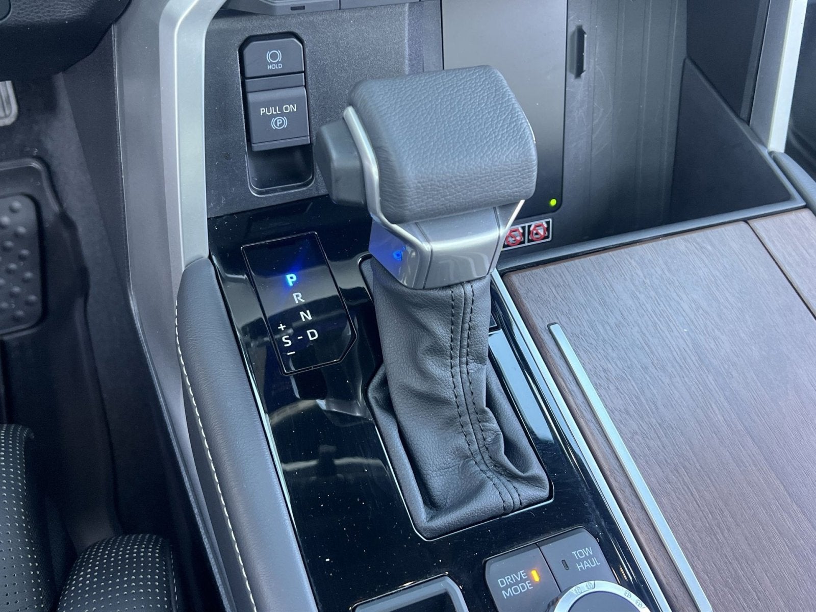 2025 Toyota Sequoia Capstone