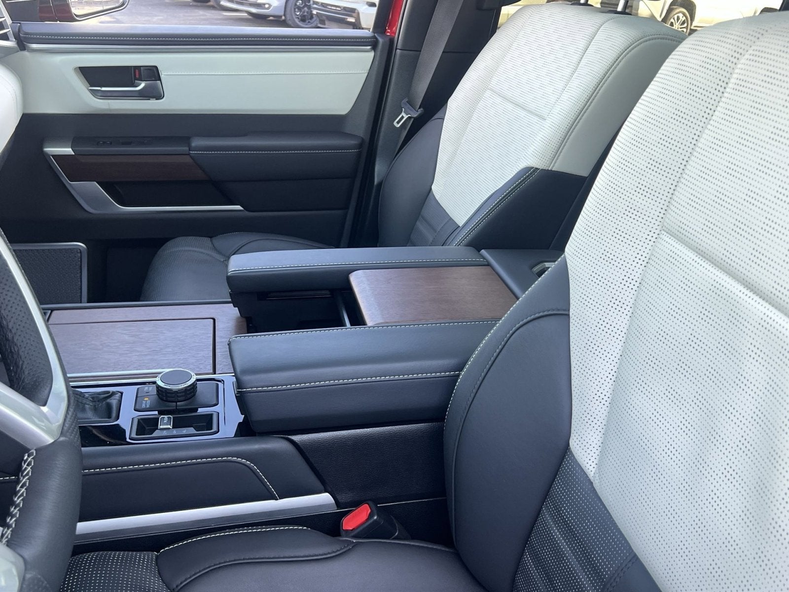 2025 Toyota Sequoia Capstone