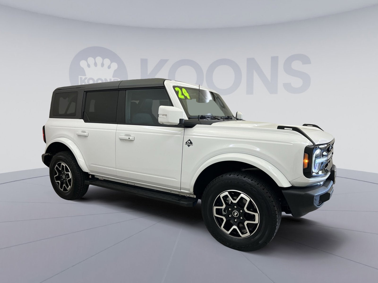 2024 Ford Bronco Outer Banks