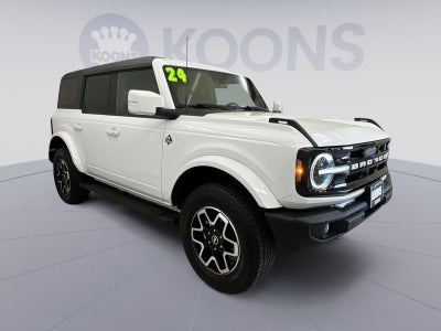 2024 Ford Bronco Outer Banks