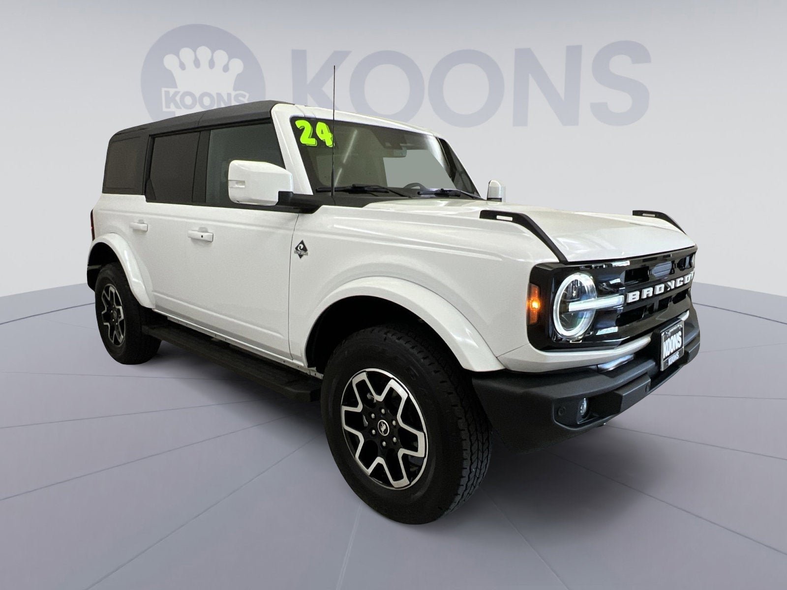 2024 Ford Bronco Outer Banks