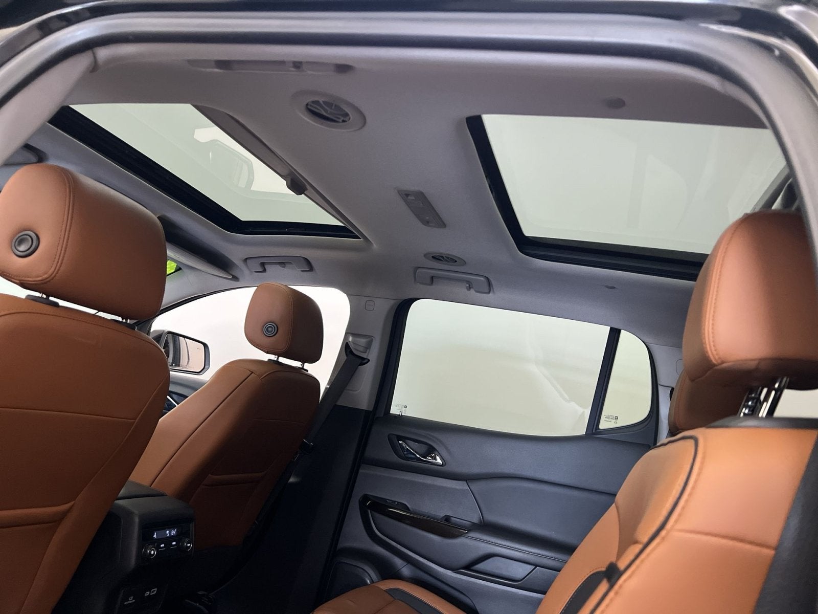 2020 GMC Acadia AT4