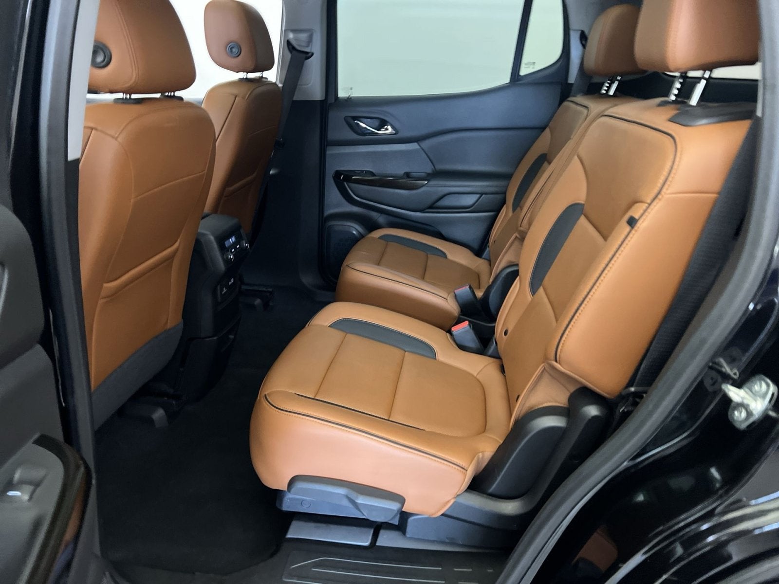 2020 GMC Acadia AT4