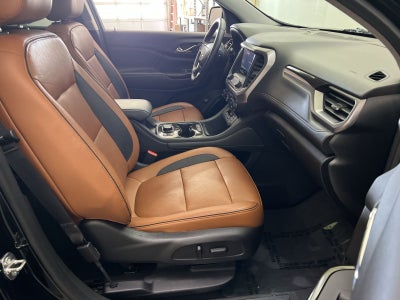 2020 GMC Acadia AT4