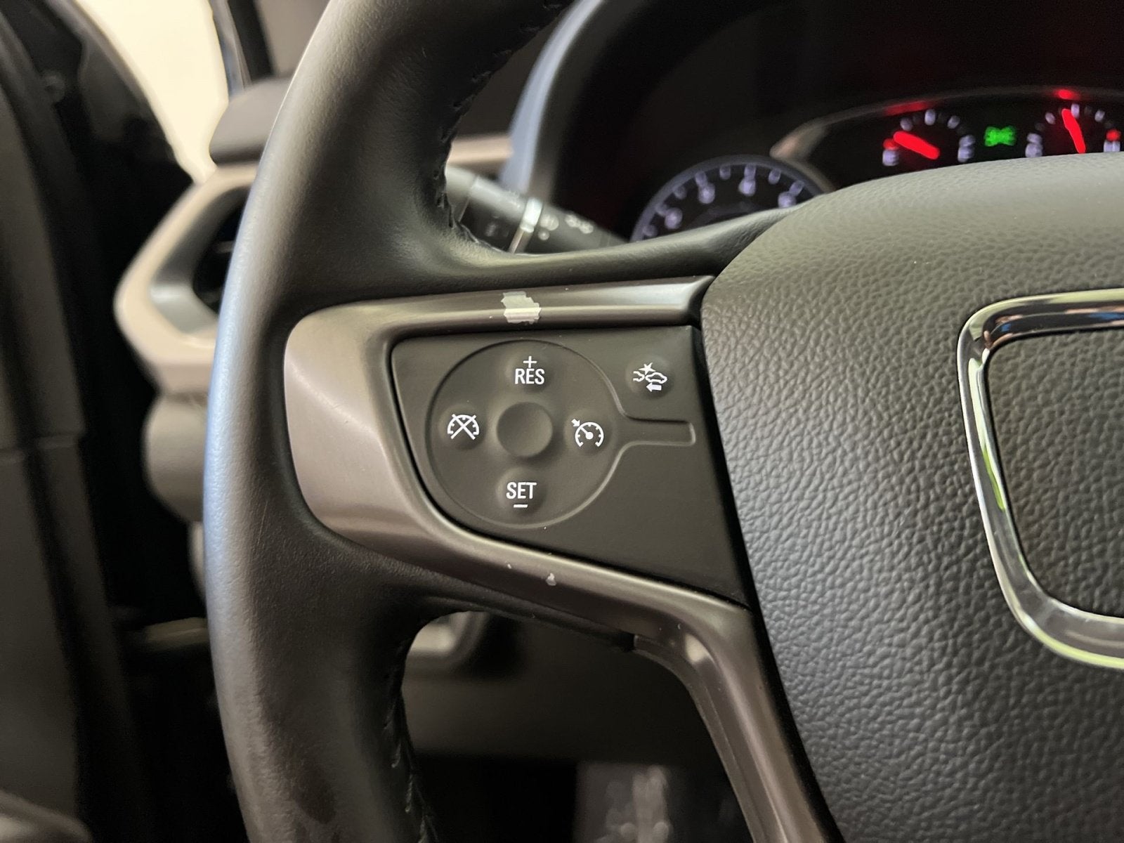 2020 GMC Acadia AT4