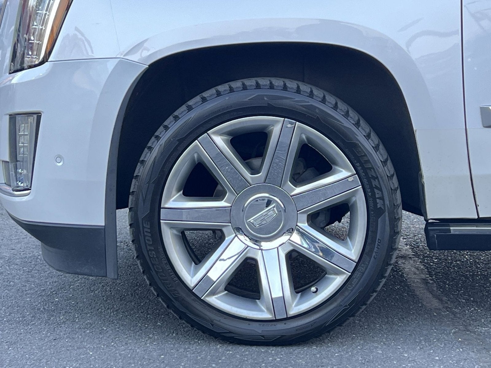 2020 Cadillac Escalade Premium Luxury