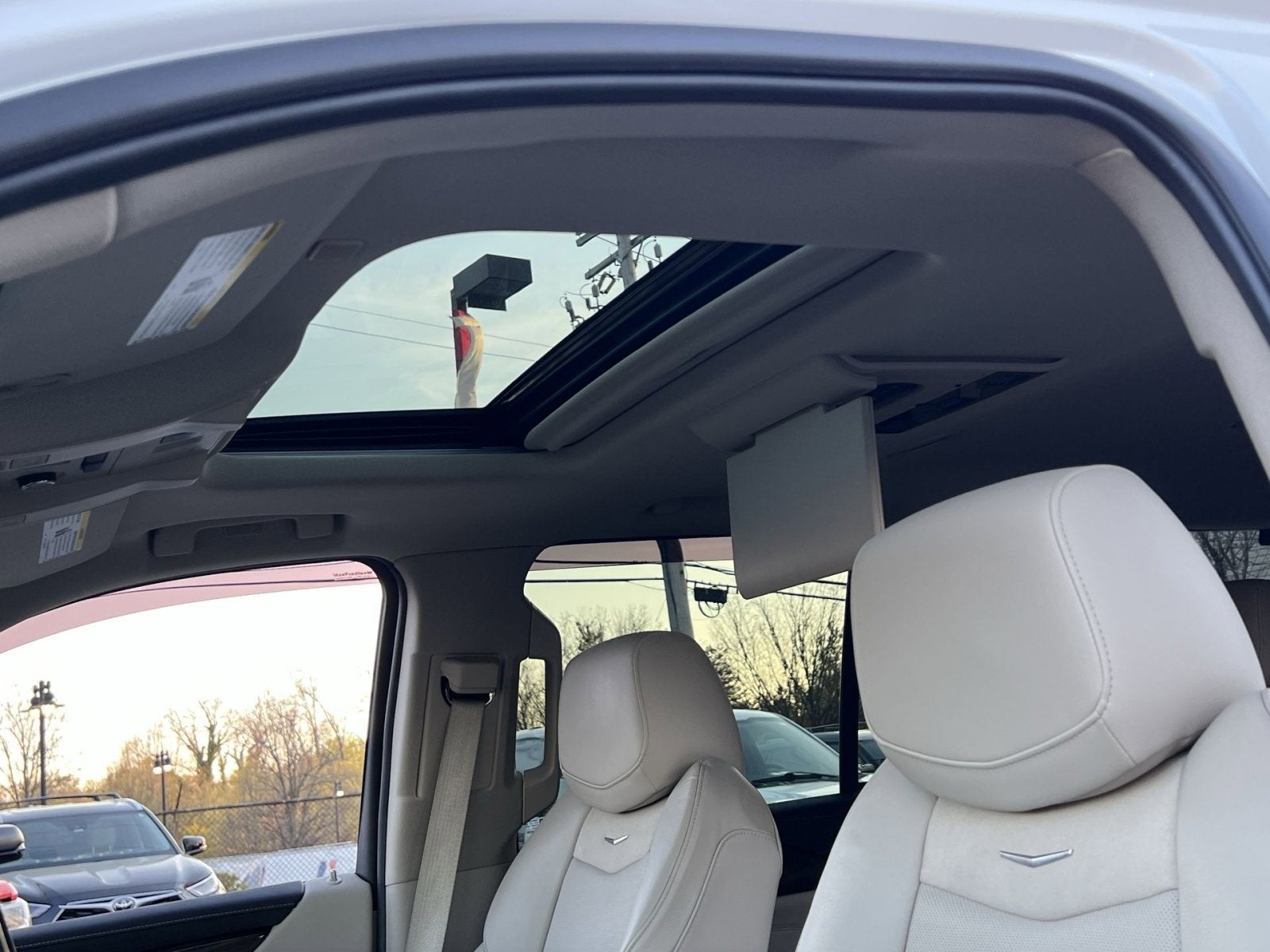 2020 Cadillac Escalade Premium Luxury