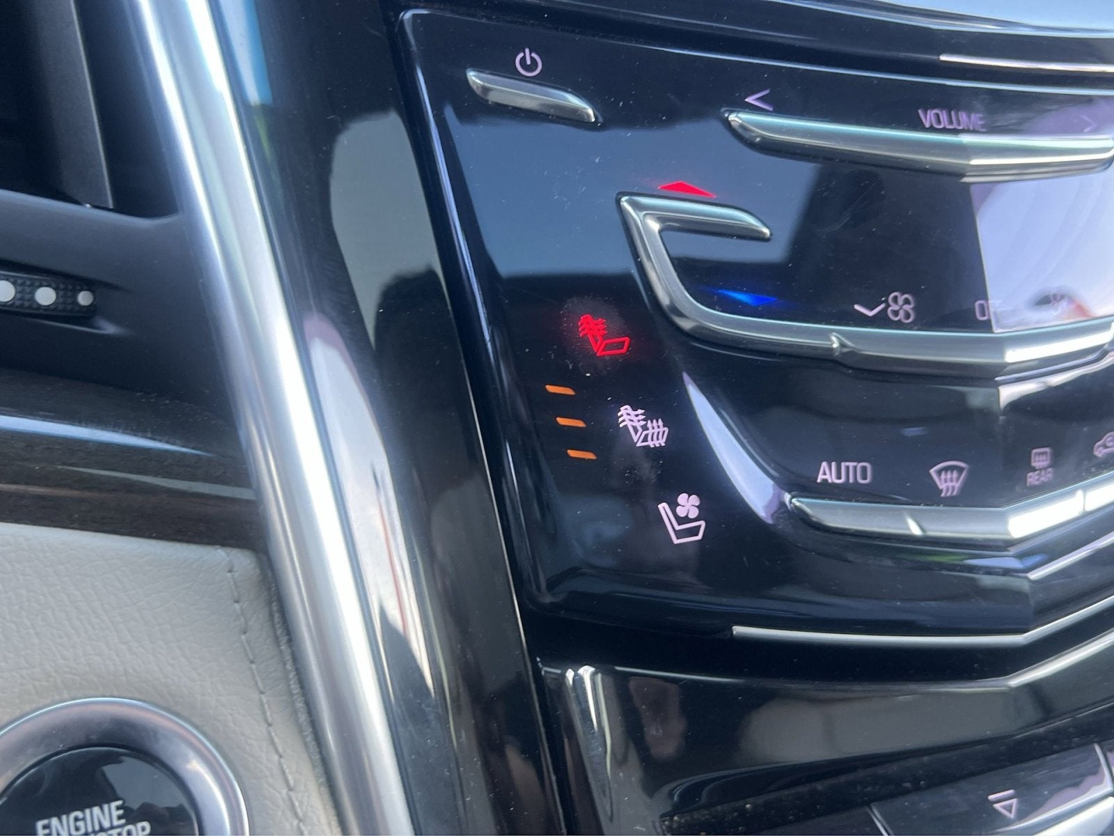 2020 Cadillac Escalade Premium Luxury