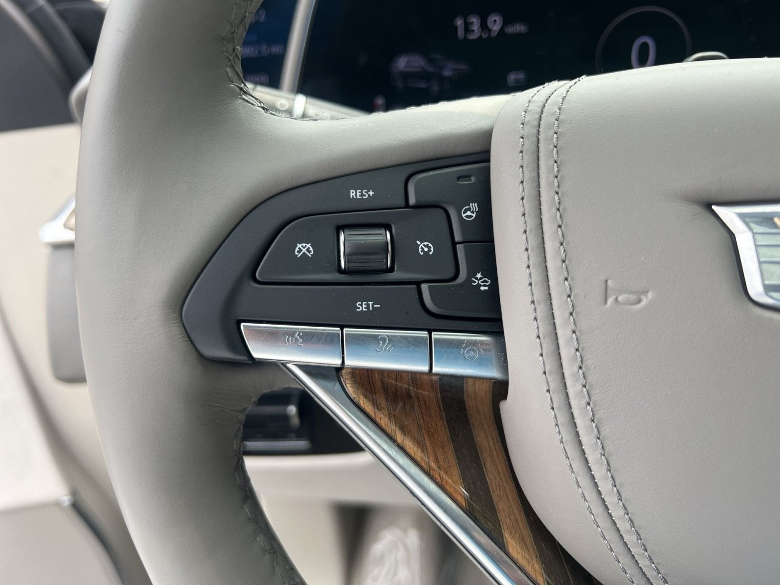 2021 Cadillac Escalade ESV Premium Luxury Platinum