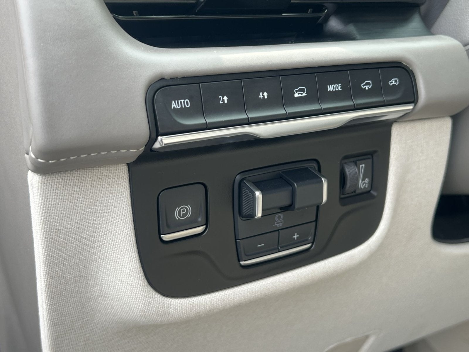 2021 Cadillac Escalade ESV Premium Luxury Platinum