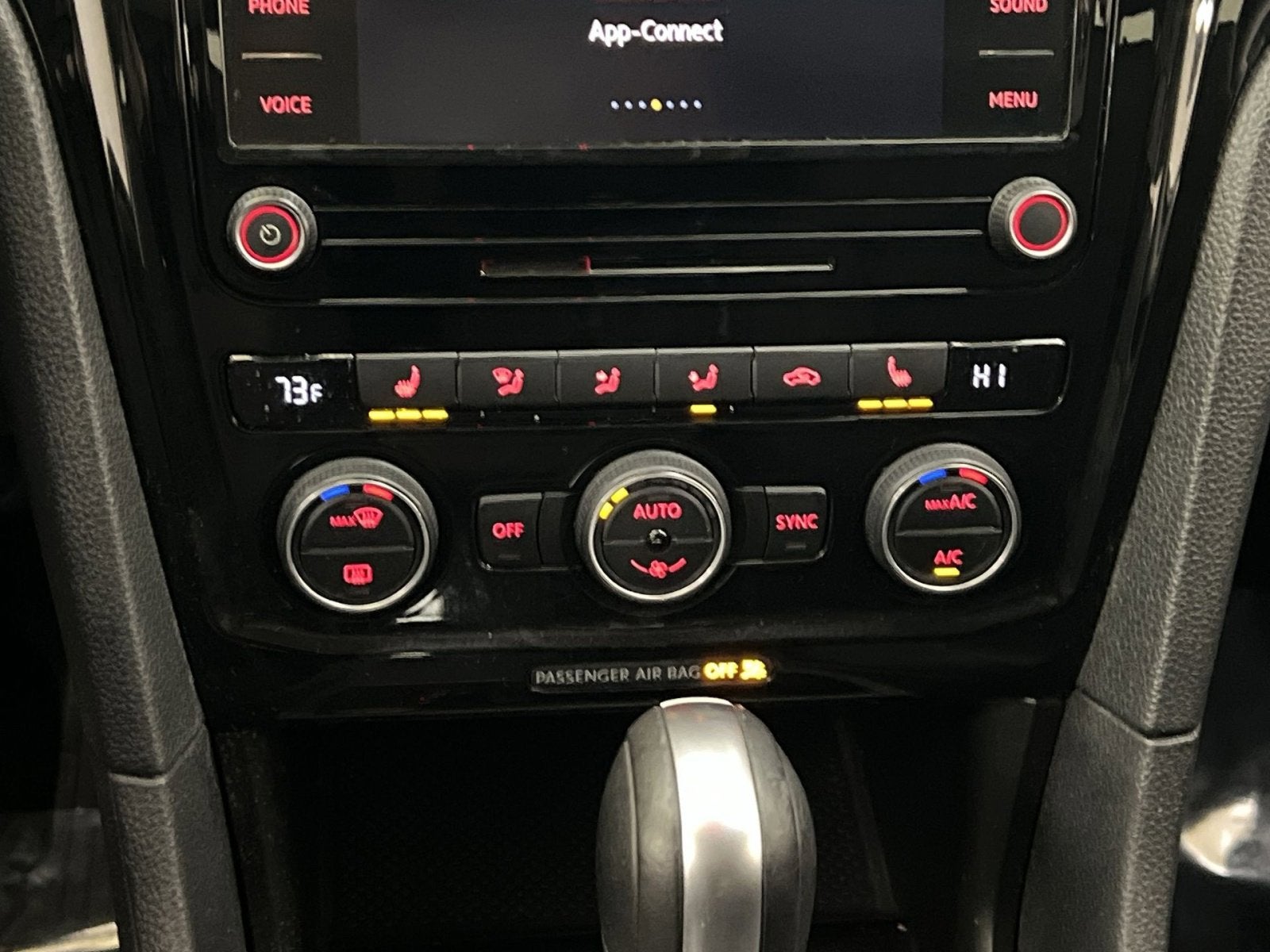 2022 Volkswagen Passat 2.0T SE