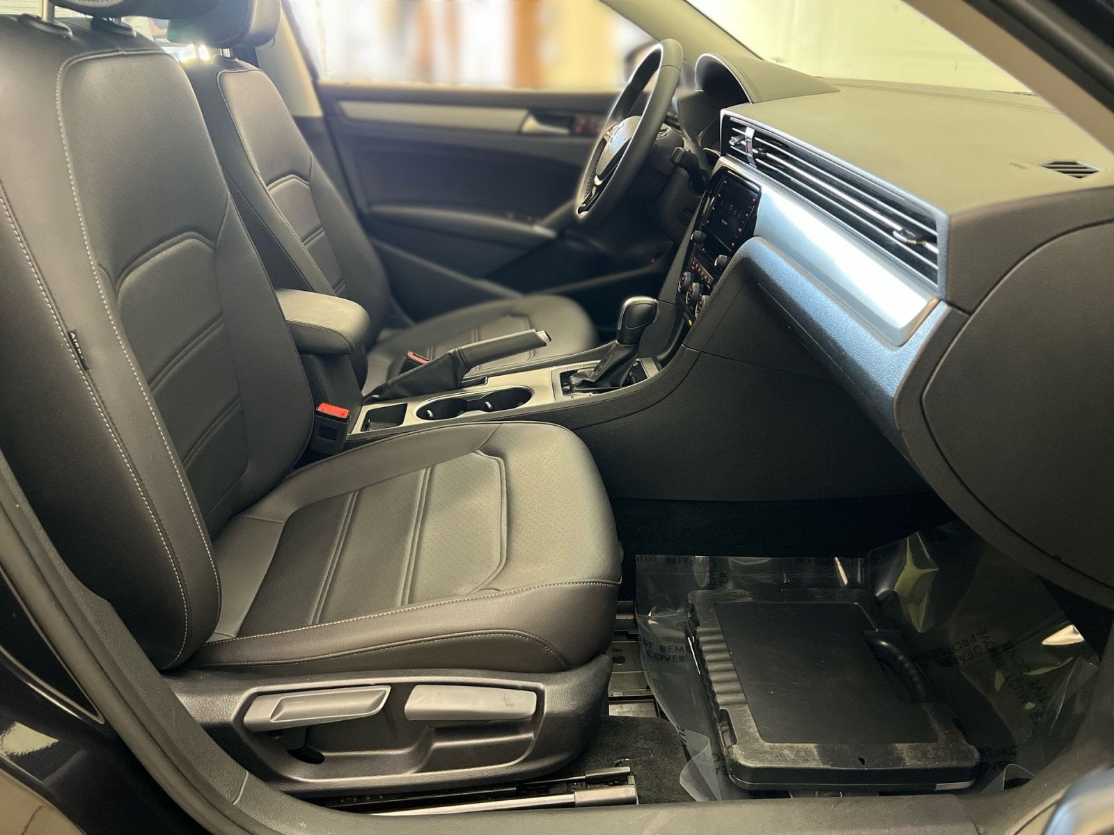 2022 Volkswagen Passat 2.0T SE