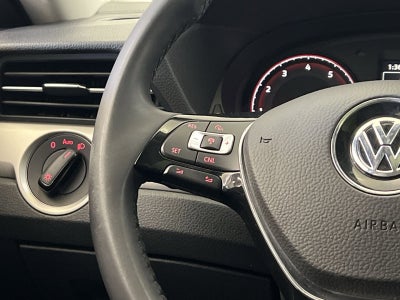 2022 Volkswagen Passat 2.0T SE