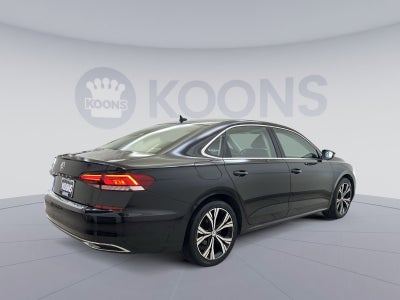 2022 Volkswagen Passat 2.0T SE