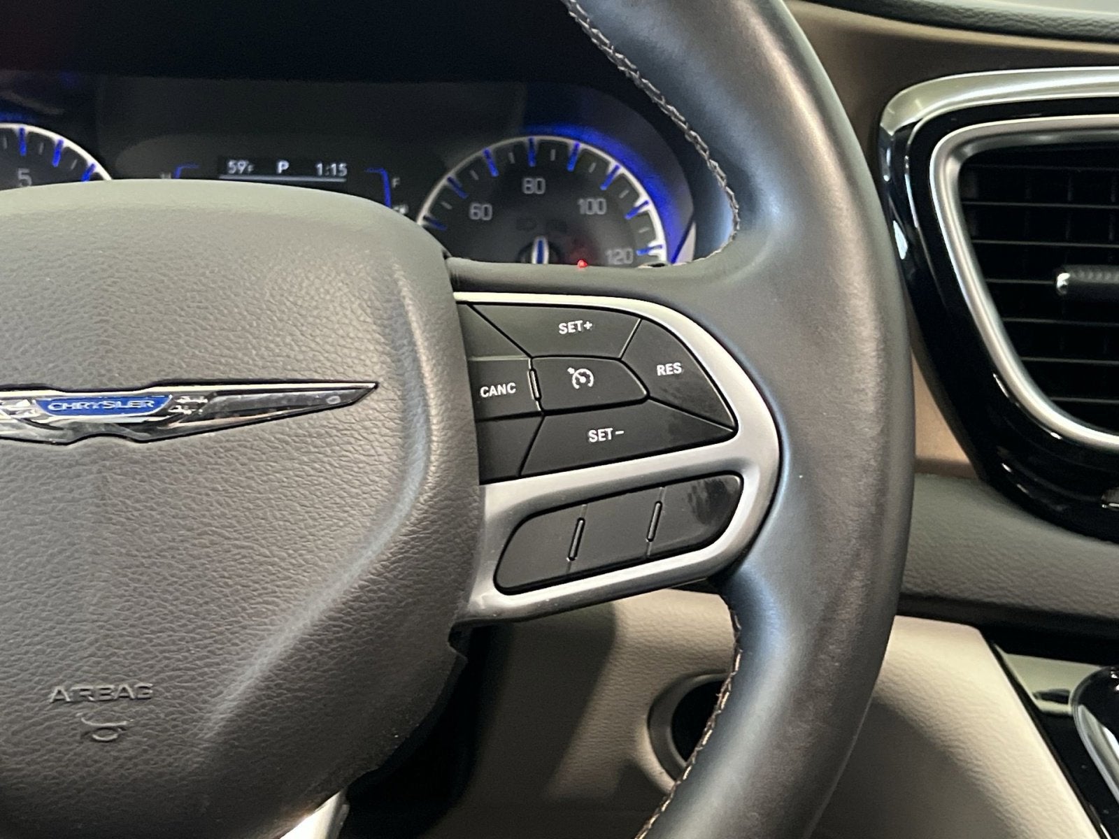 2018 Chrysler Pacifica Touring L