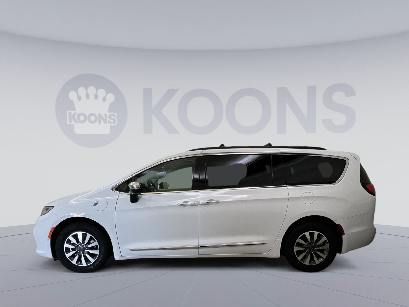 Used 2023 Chrysler Pacifica Hybrid Limited with VIN 2C4RC1S79PR614561 for sale in Annapolis, MD