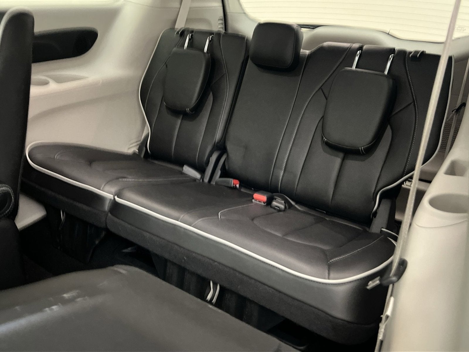 2023 Chrysler Pacifica Hybrid Limited