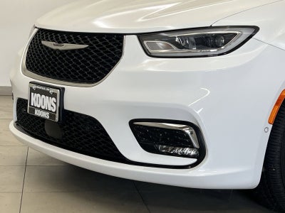 2023 Chrysler Pacifica Hybrid Limited