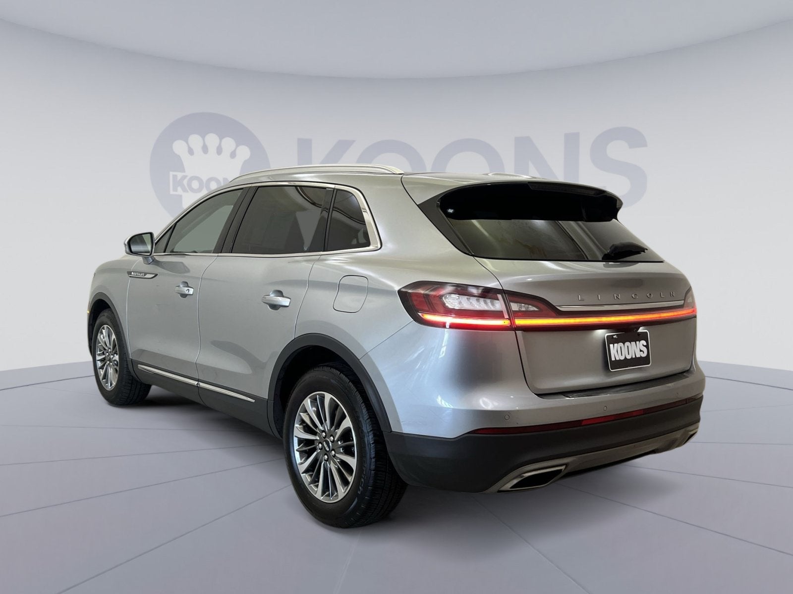 2021 Lincoln Nautilus Reserve