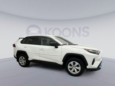 2024 Toyota RAV4 LE
