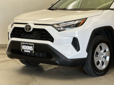 2024 Toyota RAV4 LE