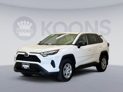 2024 Toyota RAV4 LE