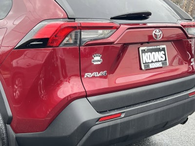 2019 Toyota RAV4 LE