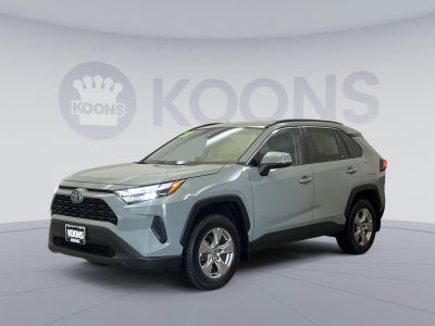 2022 Toyota RAV4 Hybrid XLE