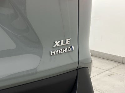 2022 Toyota RAV4 Hybrid XLE