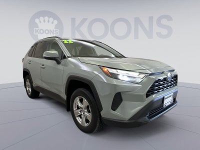 2022 Toyota RAV4 Hybrid XLE