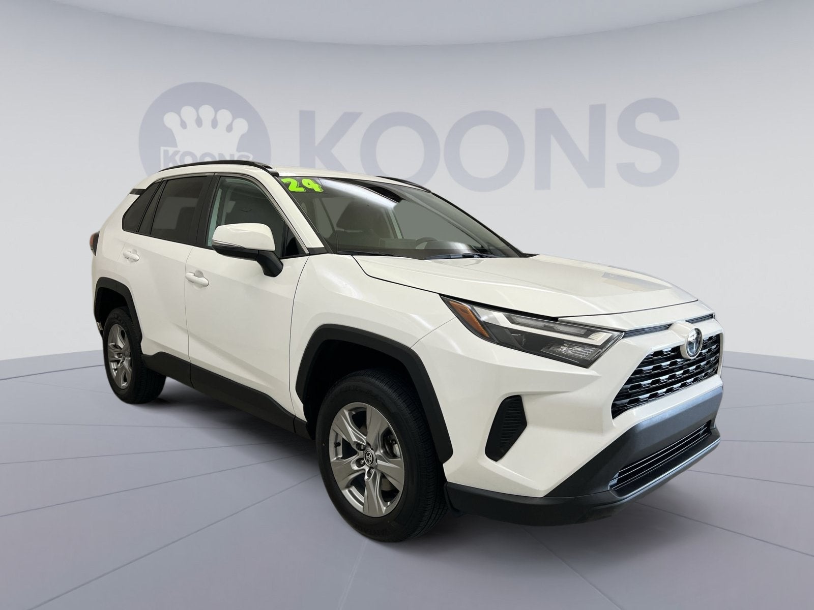 2024 Toyota RAV4 XLE