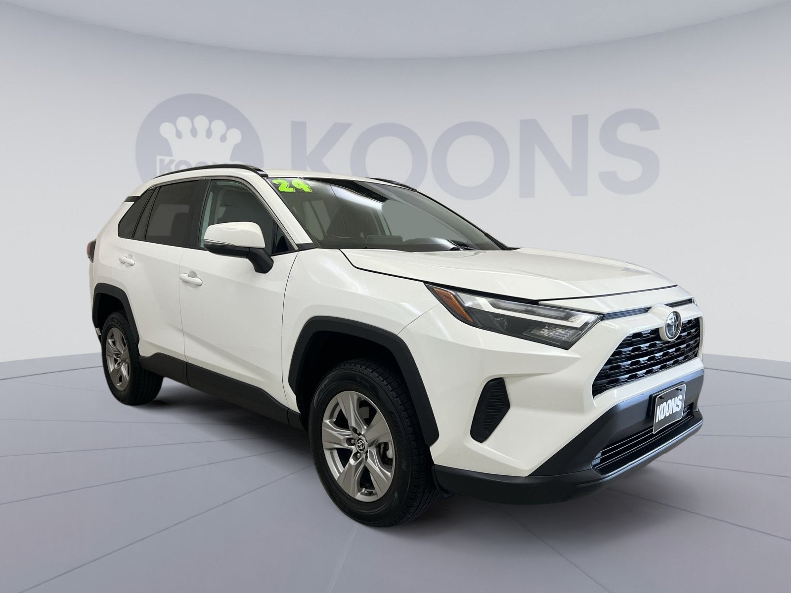2024 Toyota RAV4 XLE