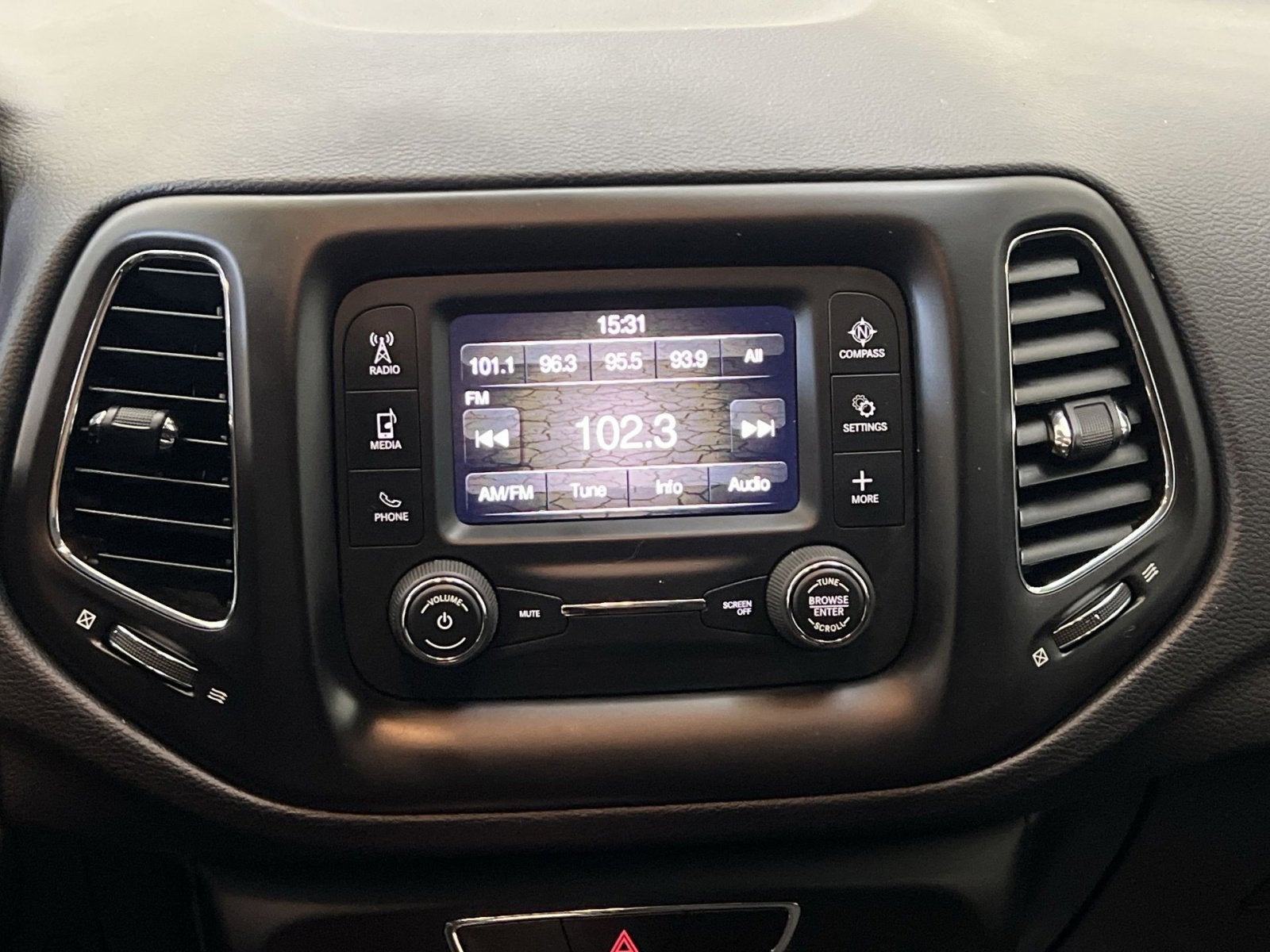 2018 Jeep Compass Sport