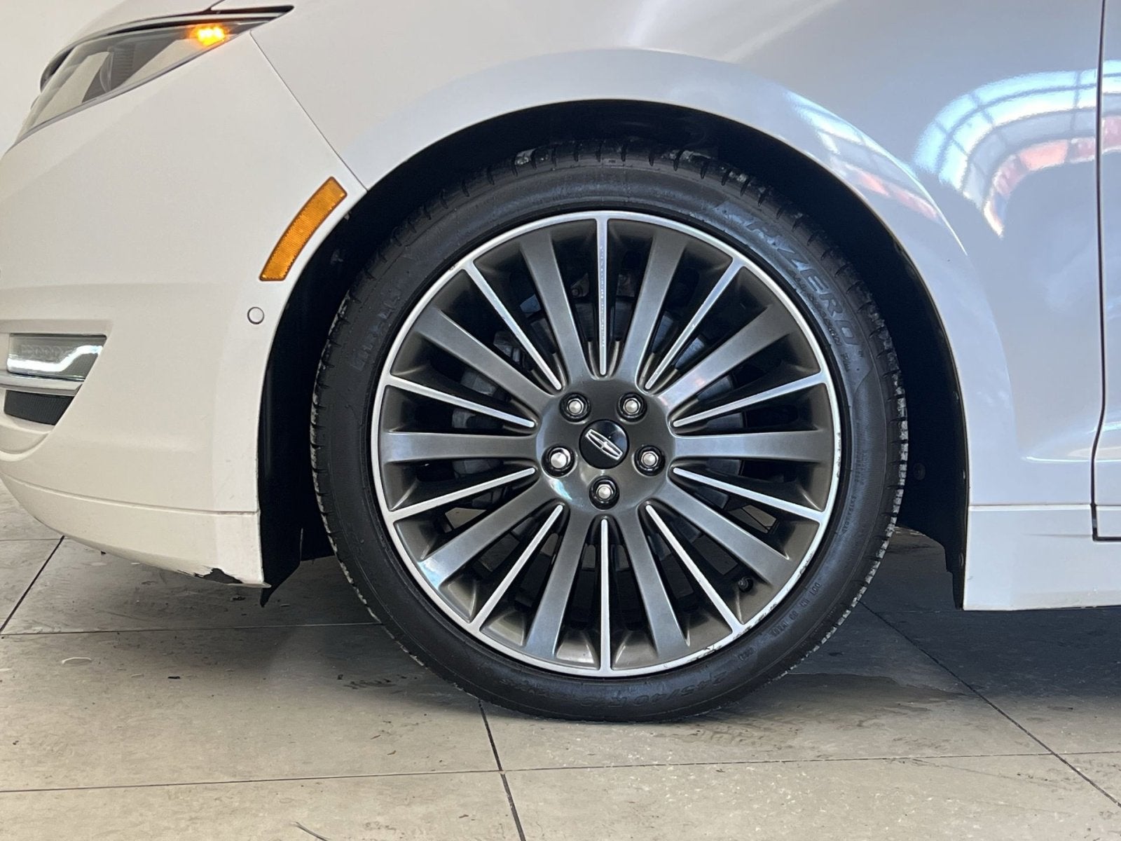 2014 Lincoln MKZ Base